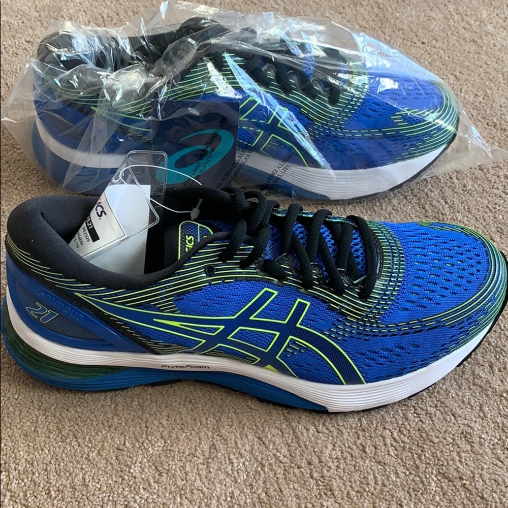 Men’s ASICS athletic shoes